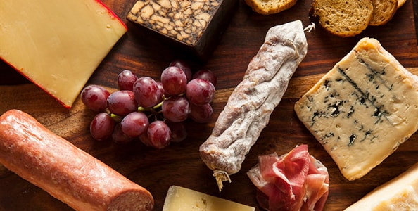 KAZEINA / KAZEINIANY